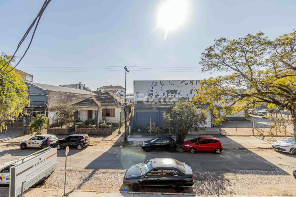 Casa à venda com 3 quartos, 140m² - Foto 8