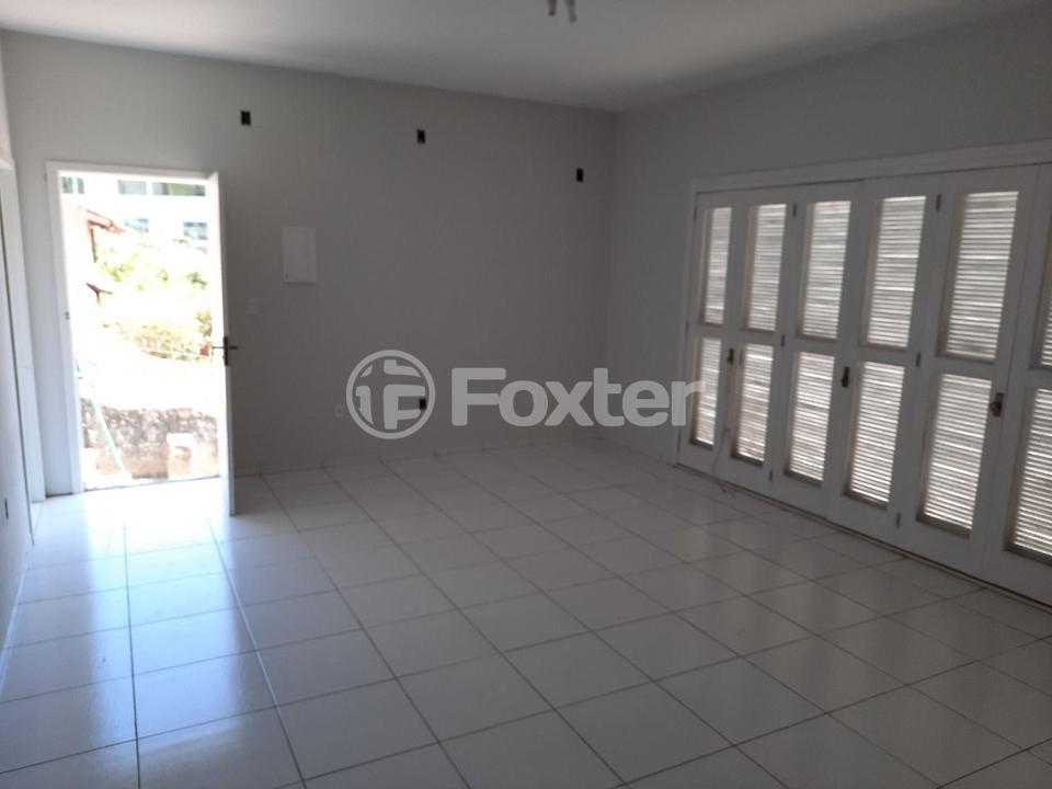 Casa à venda com 8 quartos, 220m² - Foto 10