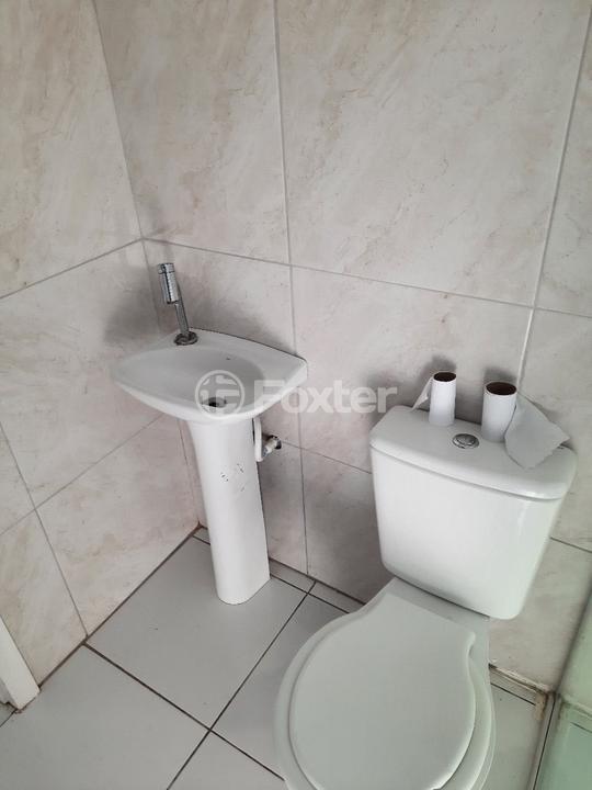 Casa à venda com 8 quartos, 220m² - Foto 36