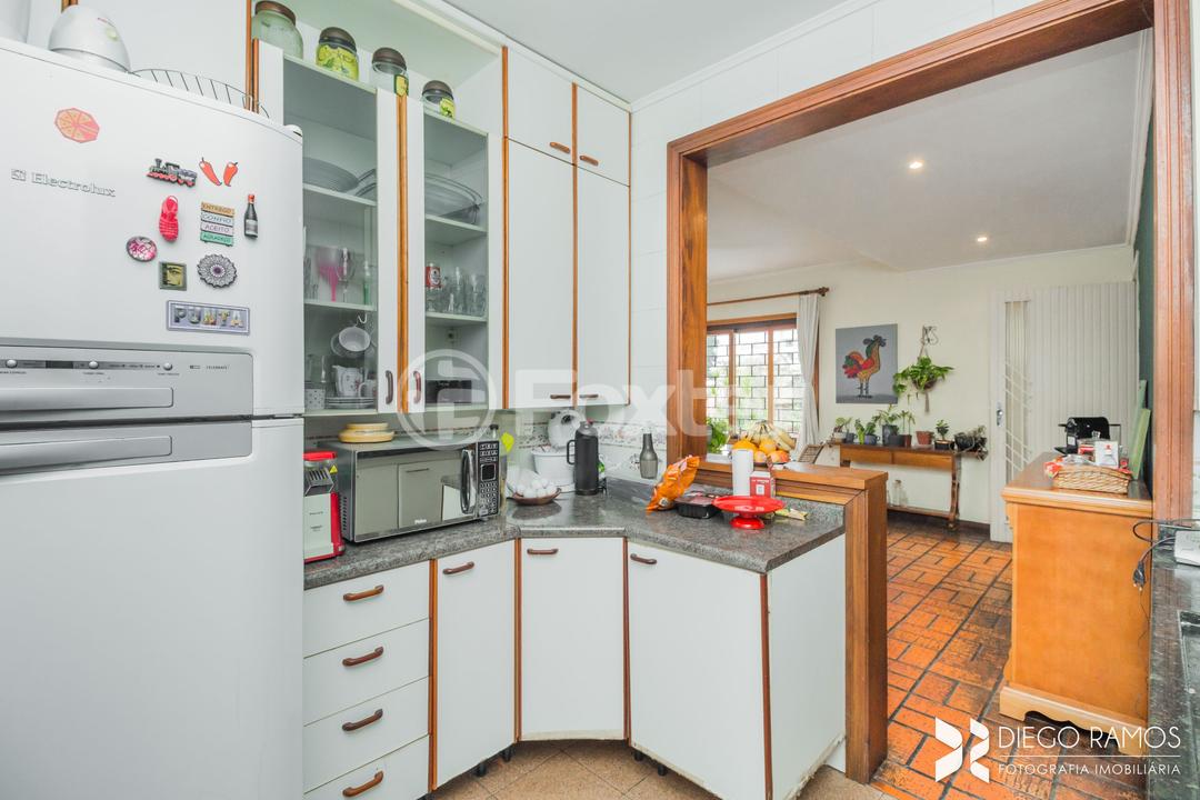 Casa à venda com 6 quartos, 410m² - Foto 32