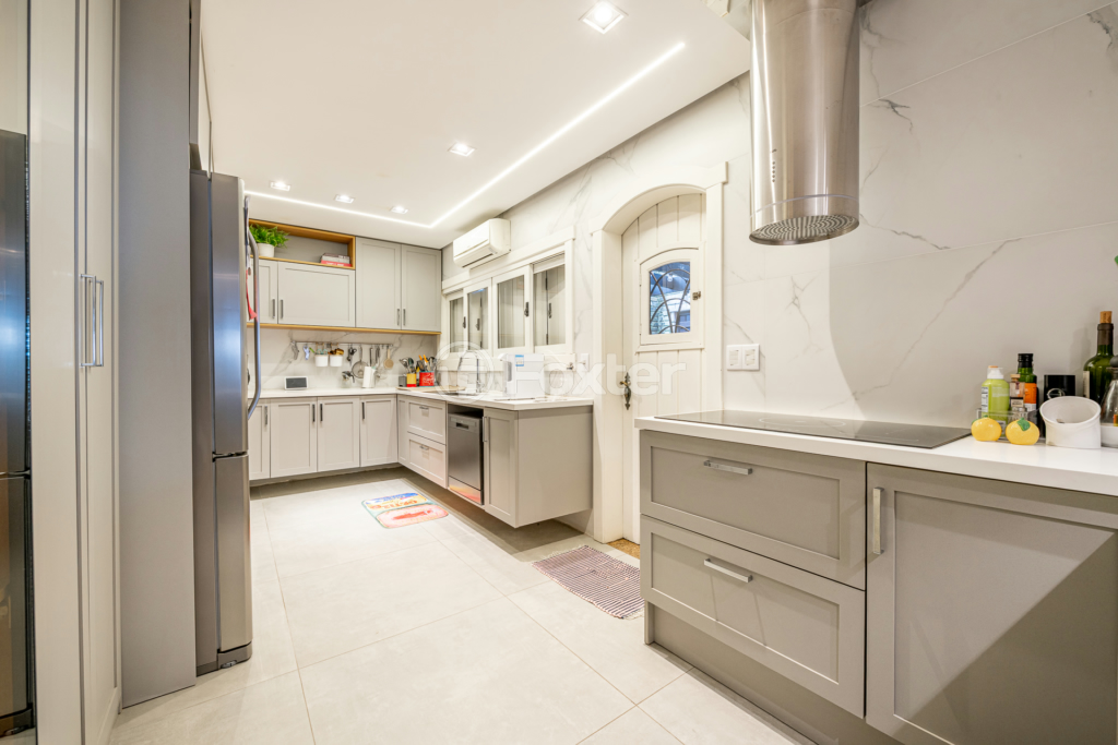 Casa de Condomínio à venda com 3 quartos, 421m² - Foto 14