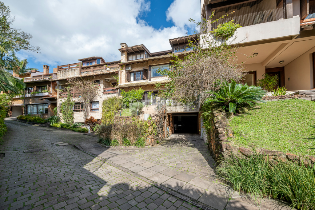 Casa de Condomínio à venda com 3 quartos, 421m² - Foto 50