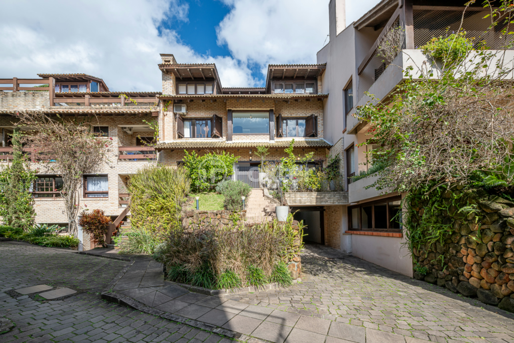 Casa de Condomínio à venda com 3 quartos, 421m² - Foto 51