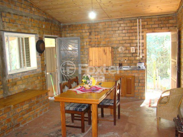 Casa à venda com 3 quartos, 100m² - Foto 1