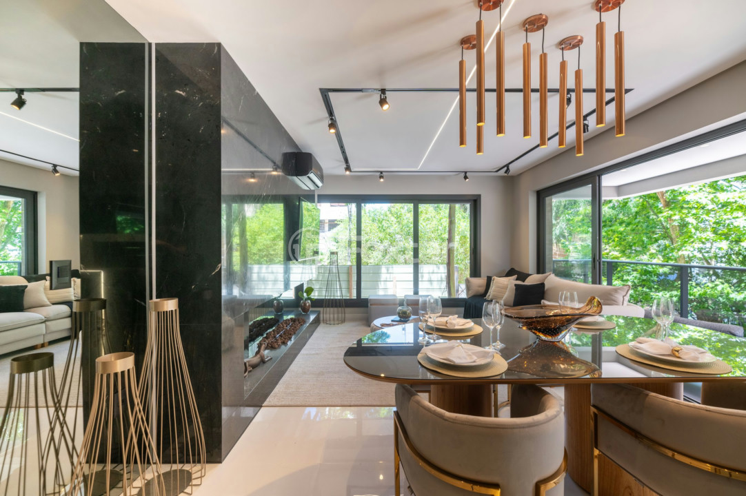 Apartamento à venda com 3 quartos, 108m² - Foto 1