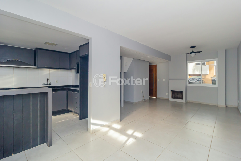 Casa de Condomínio à venda com 3 quartos, 146m² - Foto 1