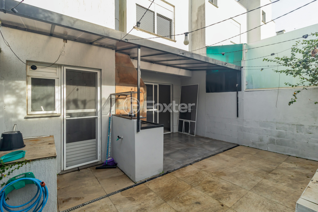 Casa de Condomínio à venda com 3 quartos, 146m² - Foto 33