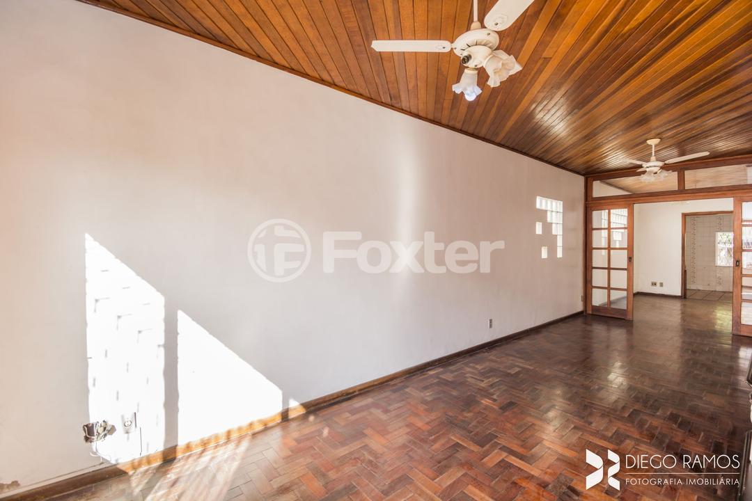 Casa à venda com 3 quartos, 110m² - Foto 4