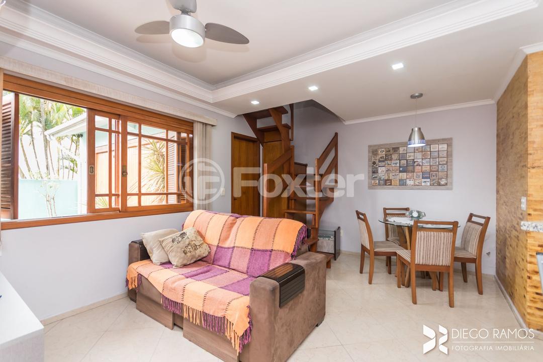 Casa à venda com 6 quartos, 240m² - Foto 3