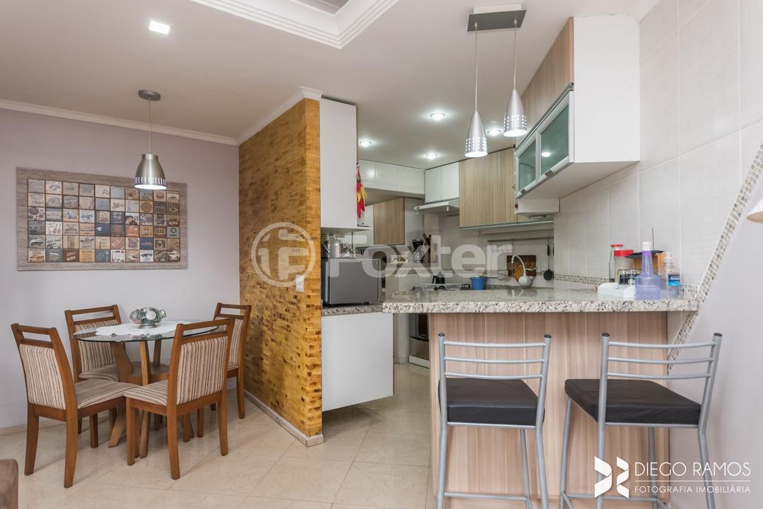 Casa à venda com 6 quartos, 240m² - Foto 7