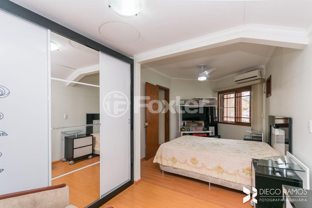 Casa à venda com 6 quartos, 240m² - Foto 20