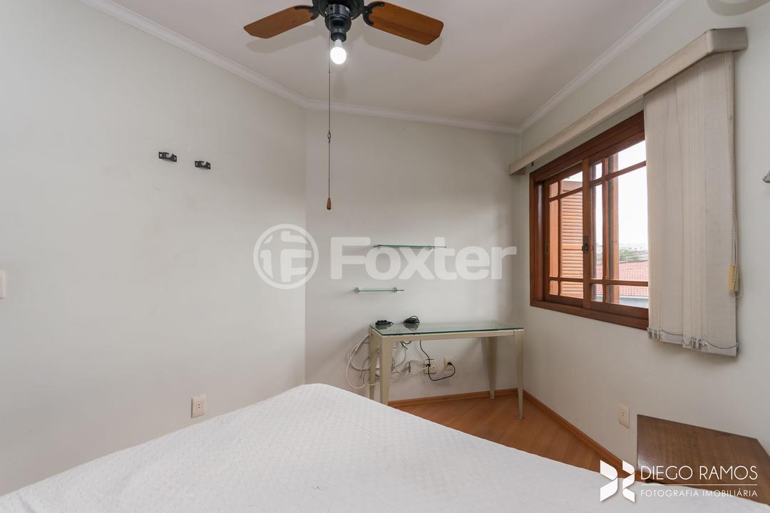 Casa à venda com 6 quartos, 240m² - Foto 30