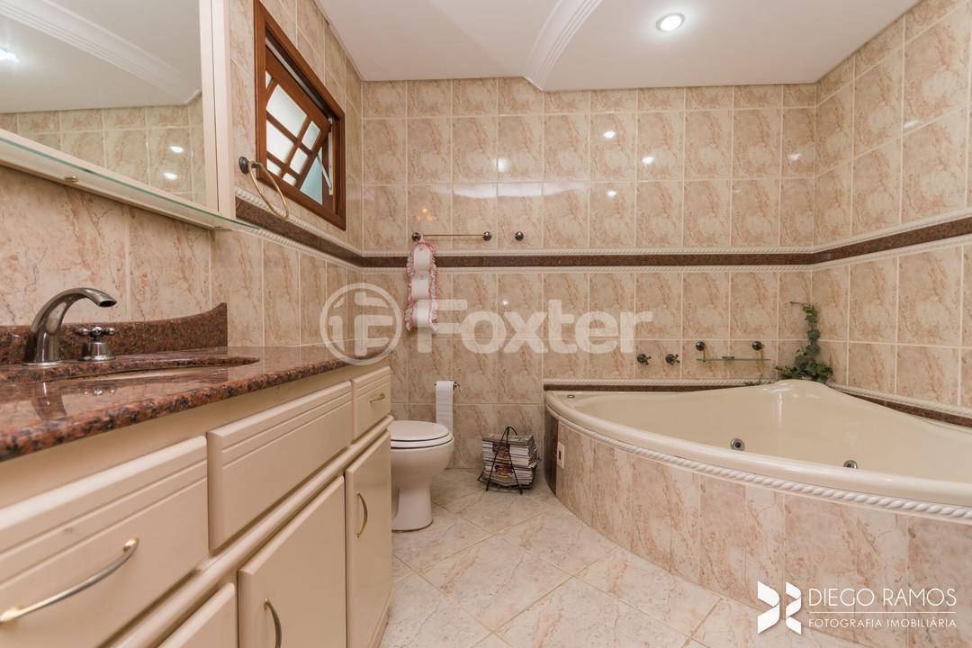Casa à venda com 6 quartos, 240m² - Foto 36