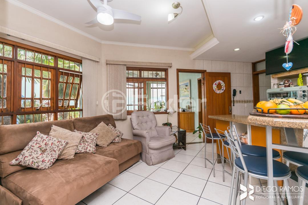 Casa à venda com 6 quartos, 240m² - Foto 39