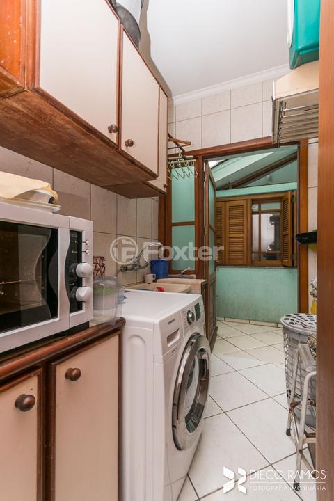 Casa à venda com 6 quartos, 240m² - Foto 44