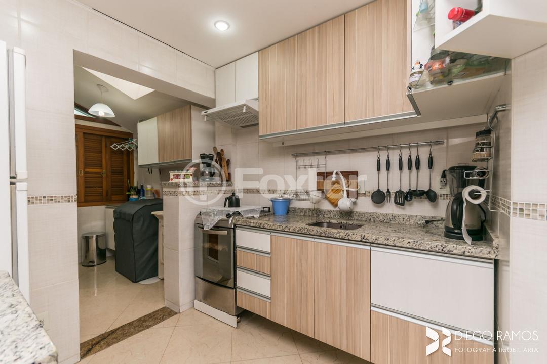 Casa à venda com 6 quartos, 240m² - Foto 49