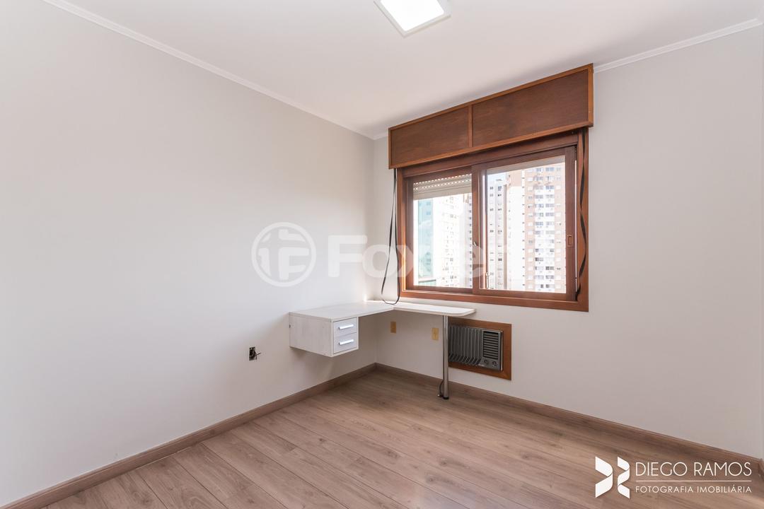 Cobertura à venda com 3 quartos, 247m² - Foto 10