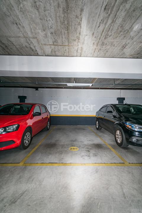 Apartamento à venda com 2 quartos, 60m² - Foto 25
