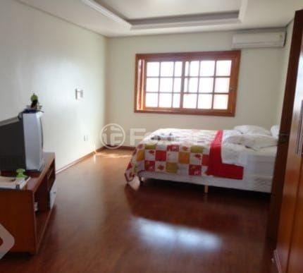 Casa à venda com 3 quartos, 210m² - Foto 11