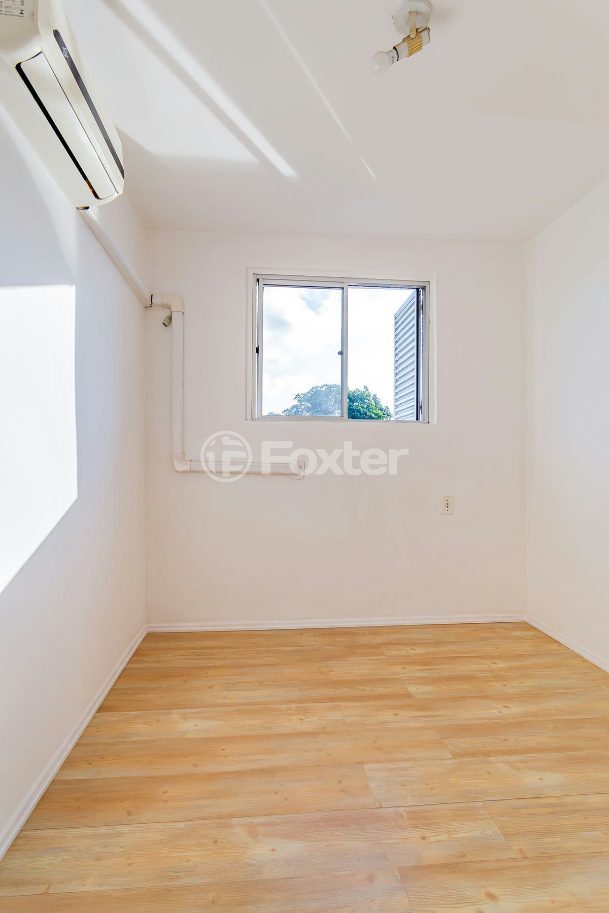Apartamento à venda com 2 quartos, 37m² - Foto 11
