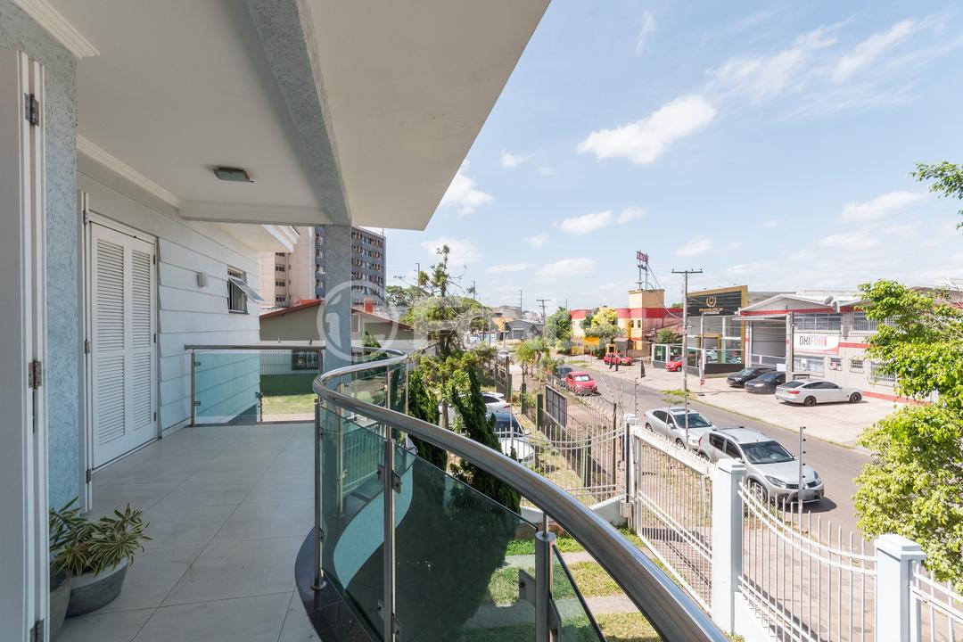 Casa à venda com 5 quartos, 242m² - Foto 19