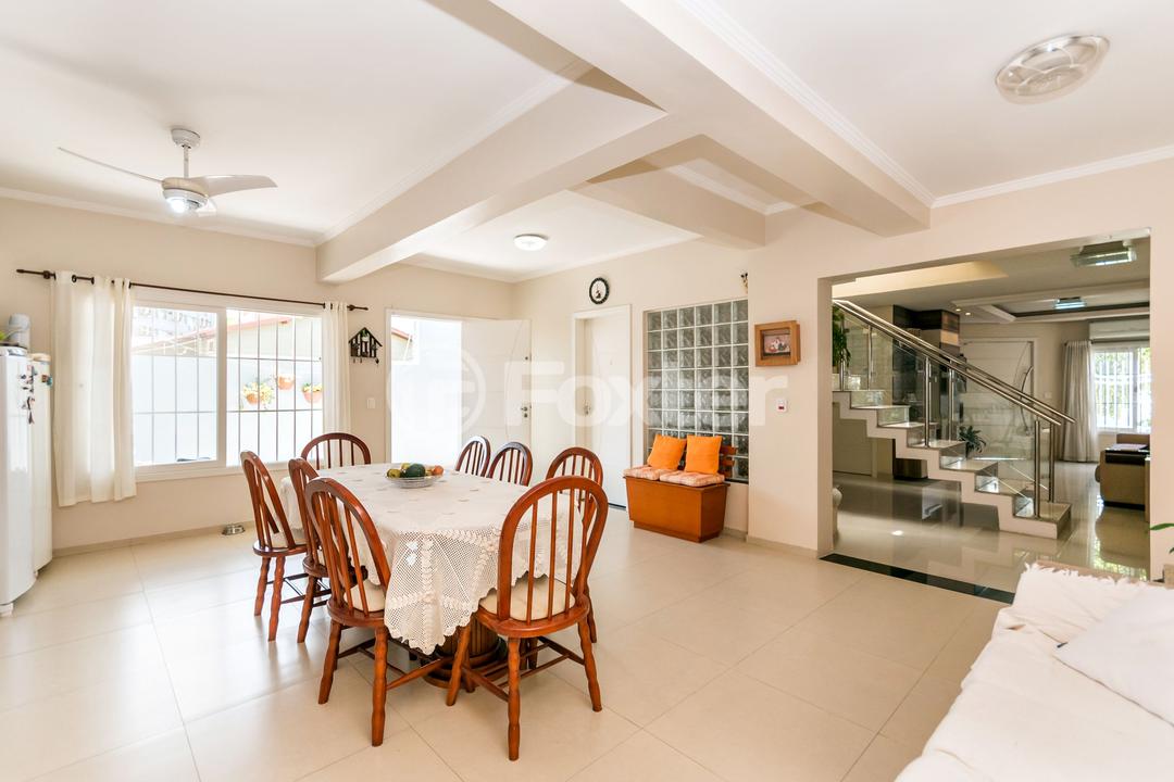 Casa à venda com 5 quartos, 242m² - Foto 30