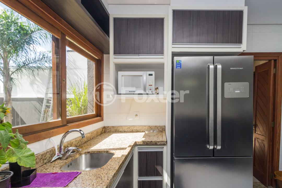 Casa de Condomínio à venda com 3 quartos, 240m² - Foto 30