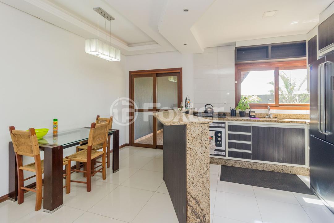 Casa de Condomínio à venda com 3 quartos, 240m² - Foto 32