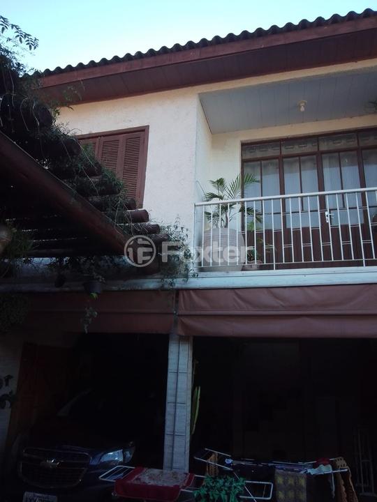 Casa à venda com 4 quartos, 234m² - Foto 2
