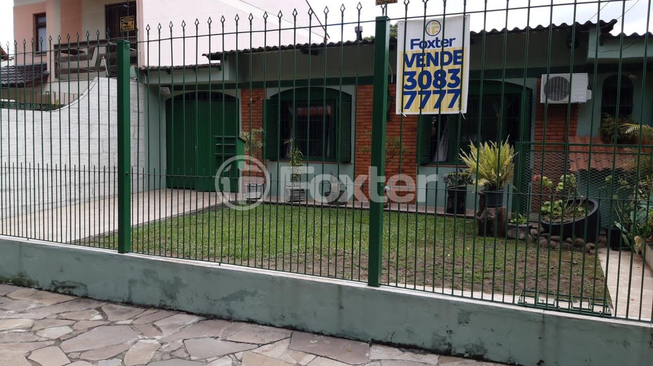 Casa à venda com 4 quartos, 234m² - Foto 1