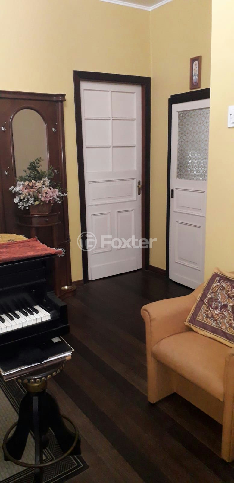 Casa à venda com 3 quartos, 185m² - Foto 3