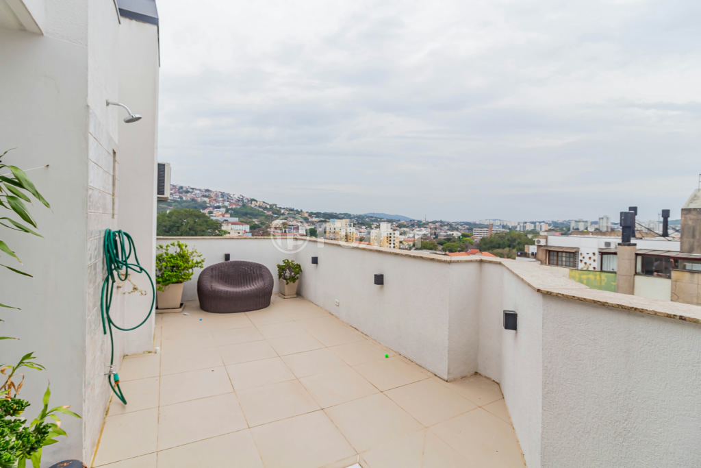 Cobertura à venda com 2 quartos, 136m² - Foto 1