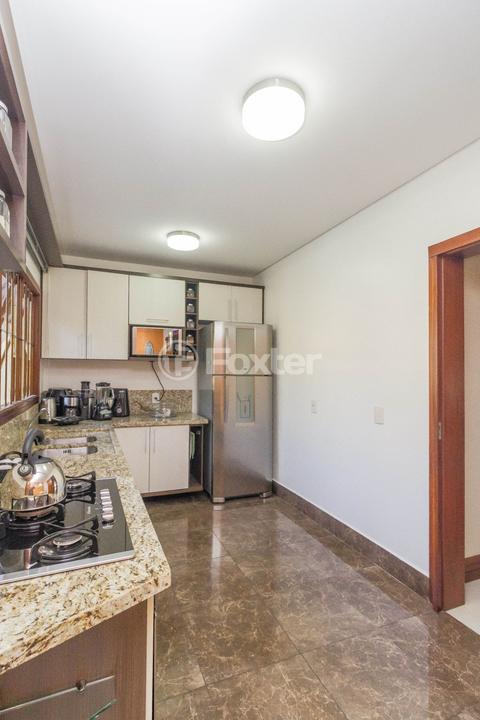 Casa à venda com 3 quartos, 200m² - Foto 30