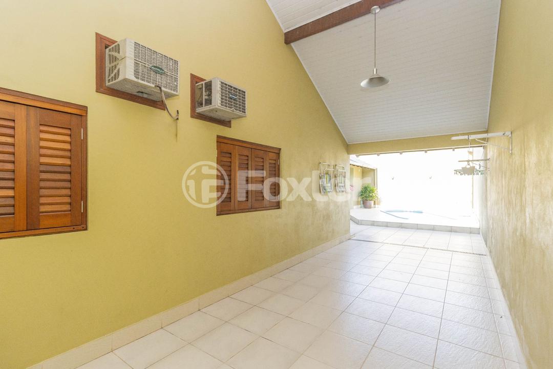 Casa à venda com 3 quartos, 200m² - Foto 35