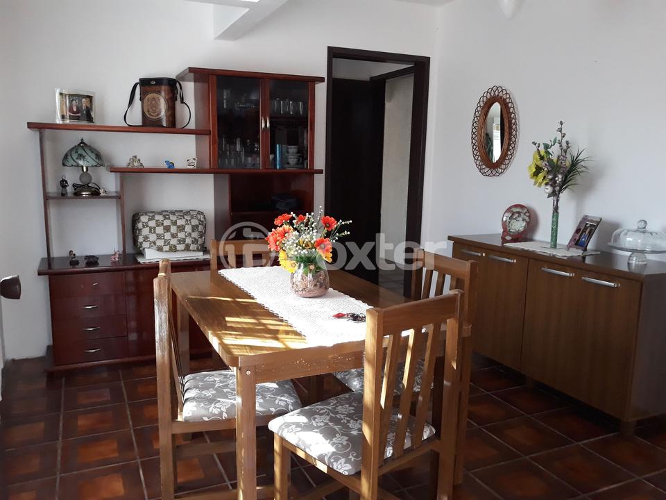 Casa à venda com 3 quartos, 235m² - Foto 4