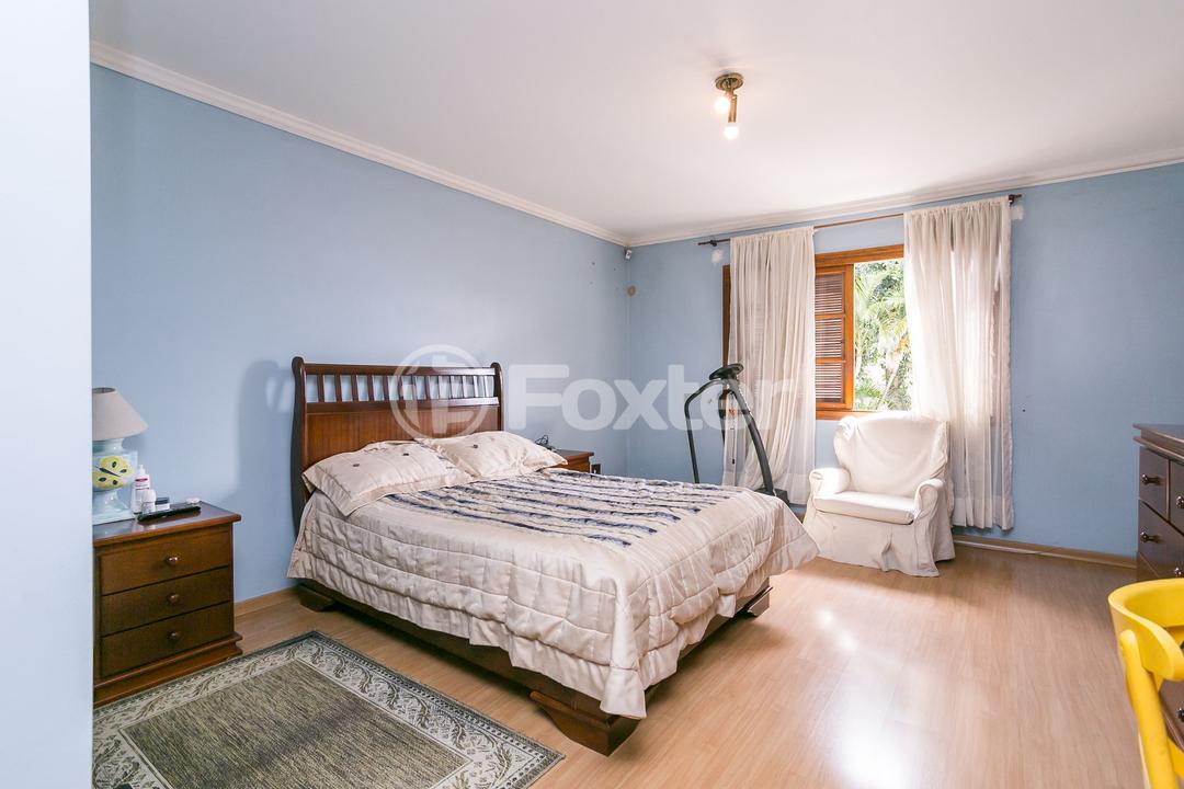 Casa à venda com 3 quartos, 326m² - Foto 9