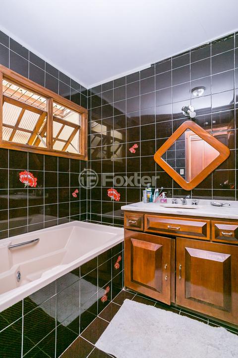 Casa à venda com 3 quartos, 326m² - Foto 11