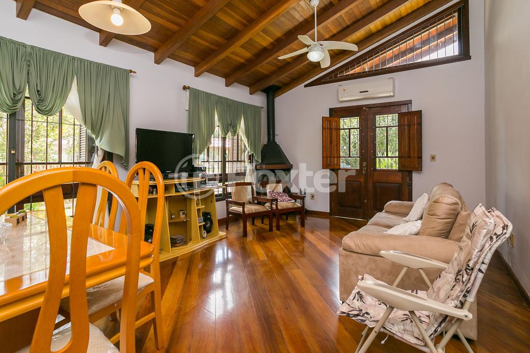Casa à venda com 3 quartos, 180m² - Foto 1