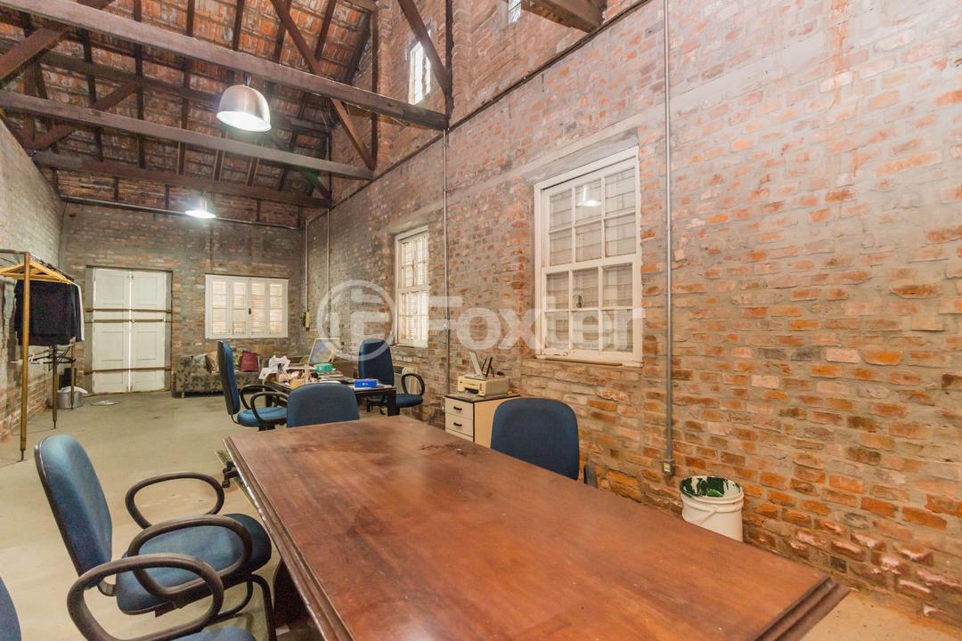 Casa à venda com 2 quartos, 210m² - Foto 7