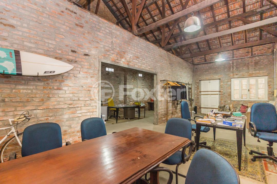 Casa à venda com 2 quartos, 210m² - Foto 8