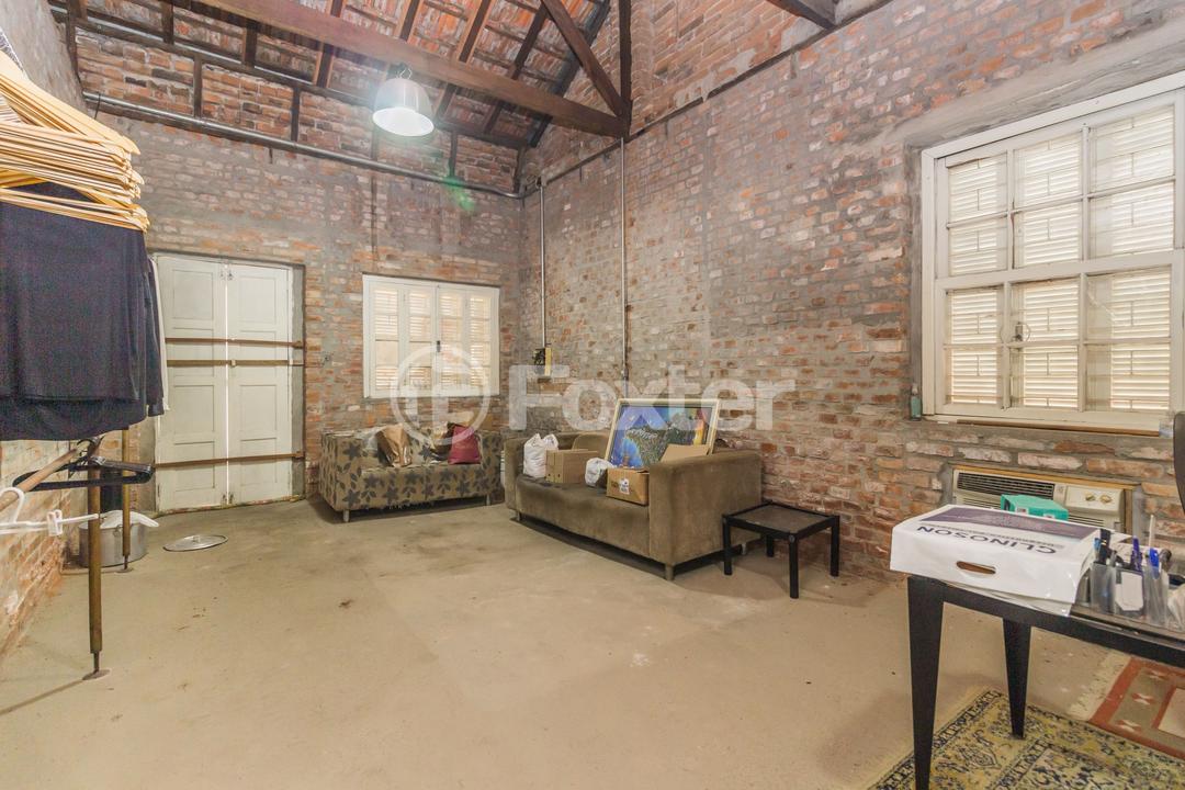 Casa à venda com 2 quartos, 210m² - Foto 9