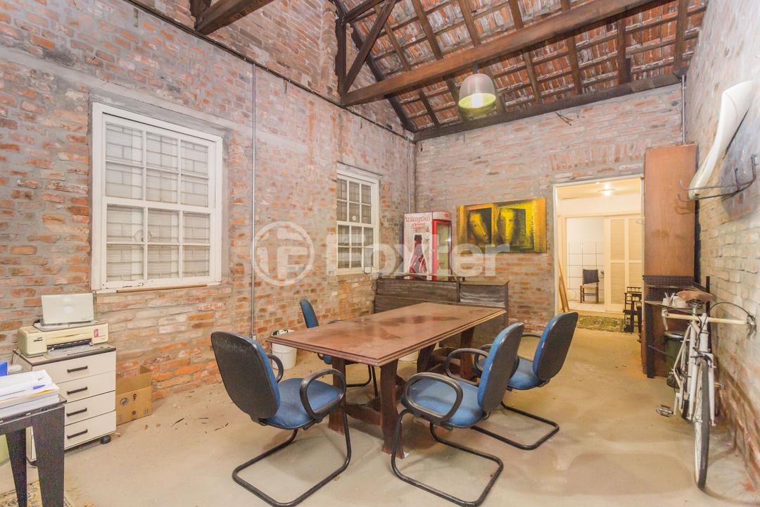 Casa à venda com 2 quartos, 210m² - Foto 10