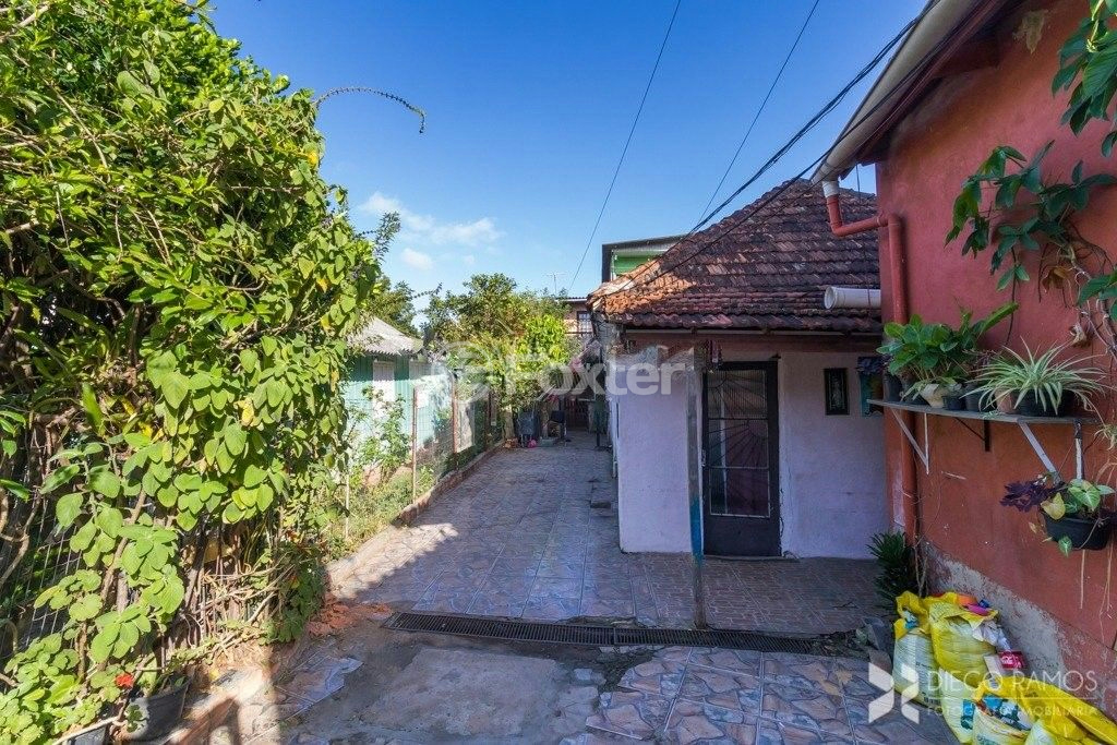 Casa à venda com 6 quartos, 400m² - Foto 3