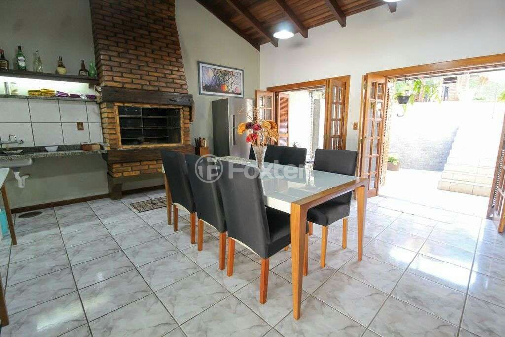 Casa à venda com 3 quartos, 291m² - Foto 15