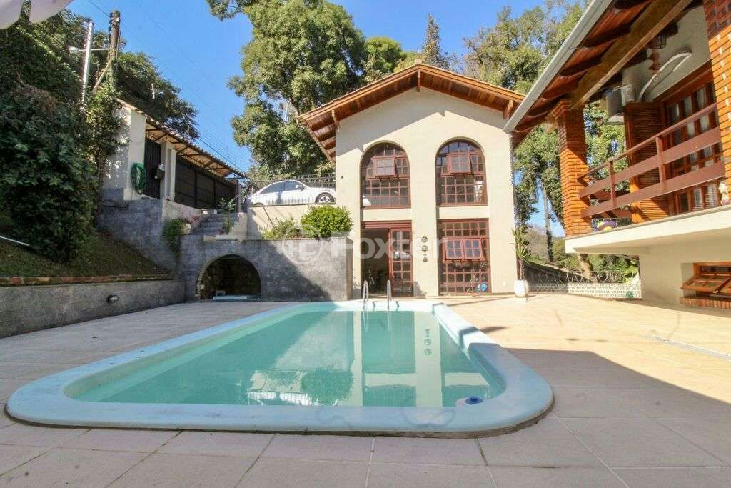 Casa à venda com 3 quartos, 291m² - Foto 25