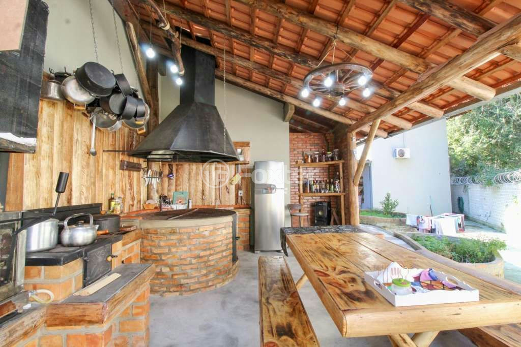 Casa à venda com 3 quartos, 291m² - Foto 31