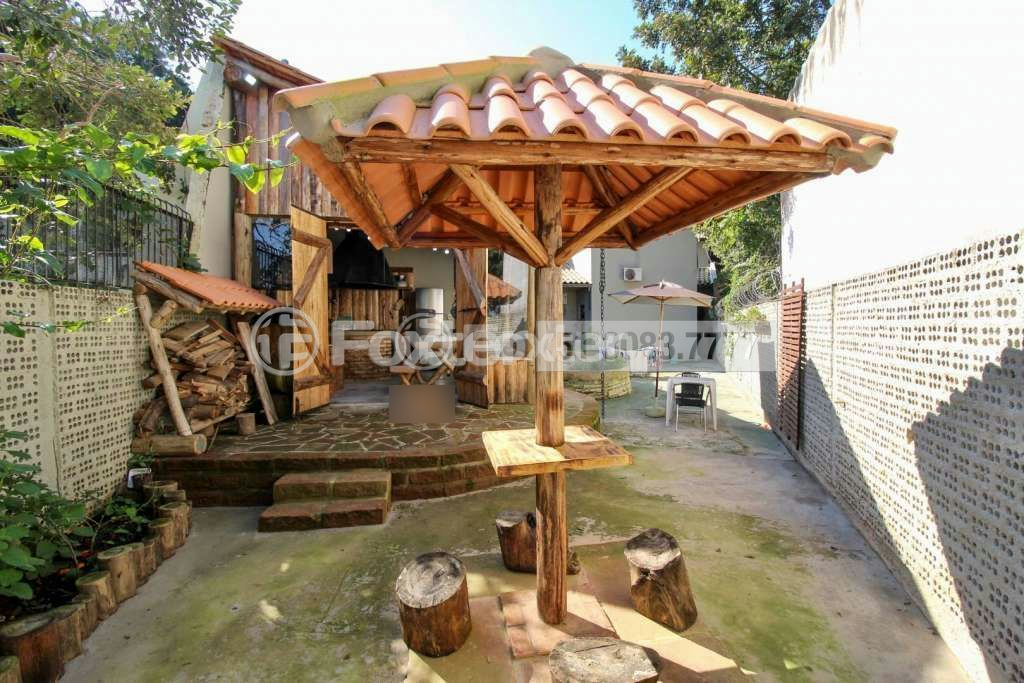 Casa à venda com 3 quartos, 291m² - Foto 32