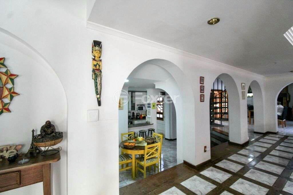 Casa à venda com 3 quartos, 291m² - Foto 7
