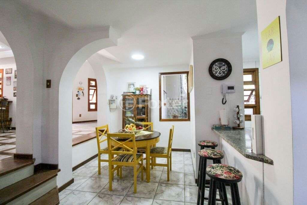 Casa à venda com 3 quartos, 291m² - Foto 10