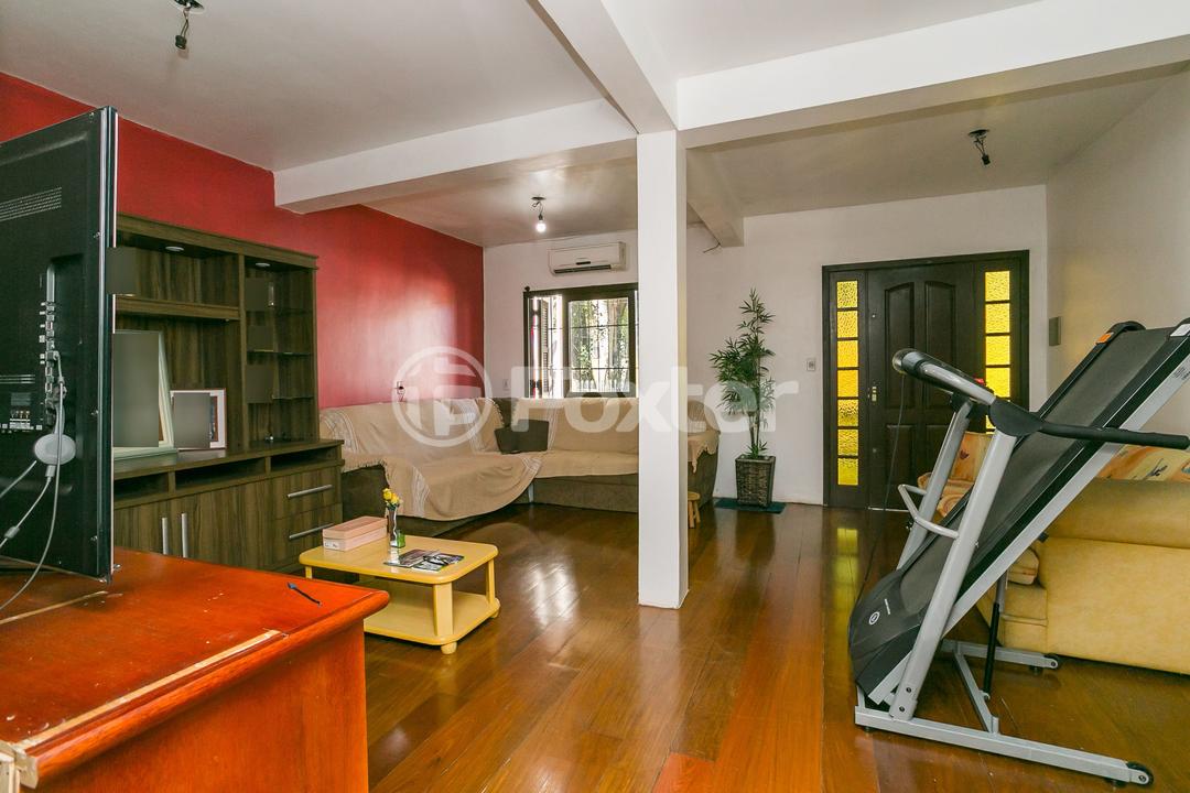 Casa à venda com 3 quartos, 300m² - Foto 2